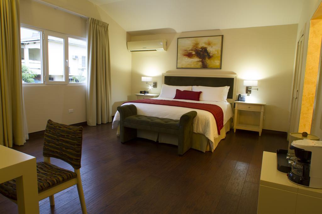 Isabella Boutique Hotel Сан Педро Сула Екстериор снимка