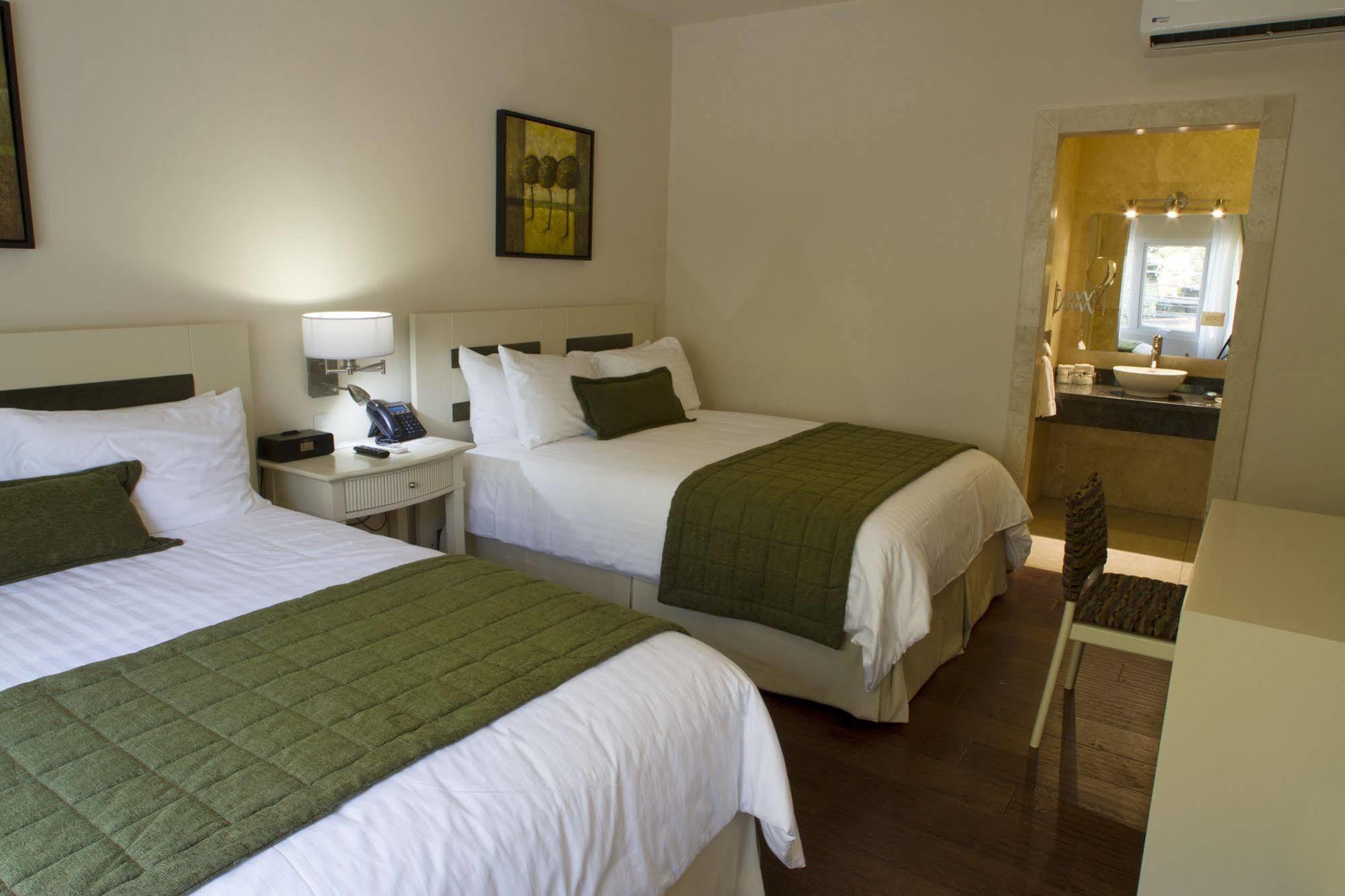 Isabella Boutique Hotel Сан Педро Сула Екстериор снимка